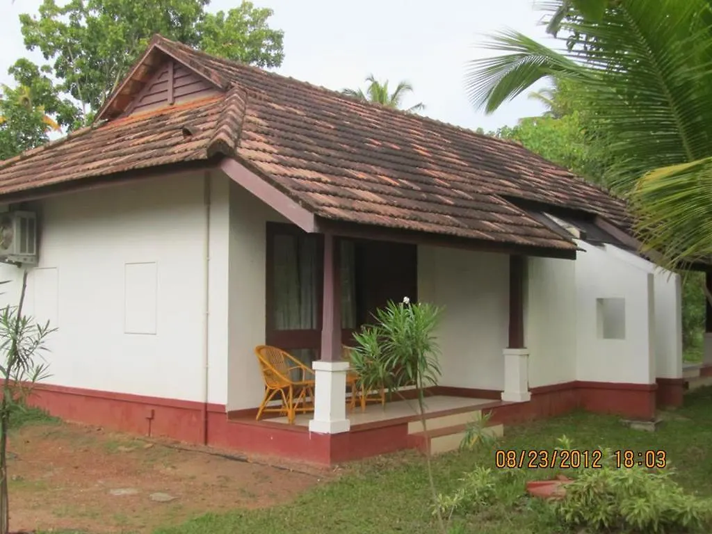Abad Turtle Beach Mararikulam 4*,  India